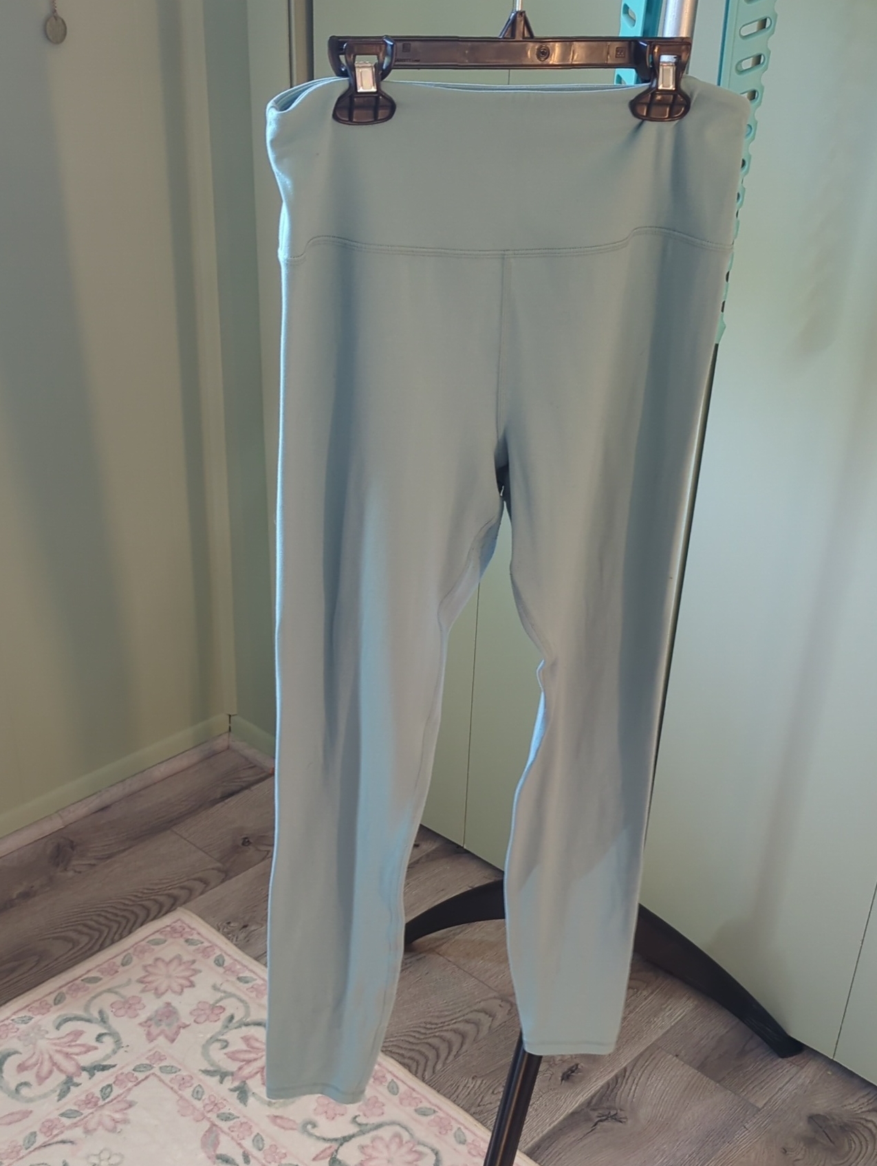 Zyia Seafoam Unity Leggings 28"